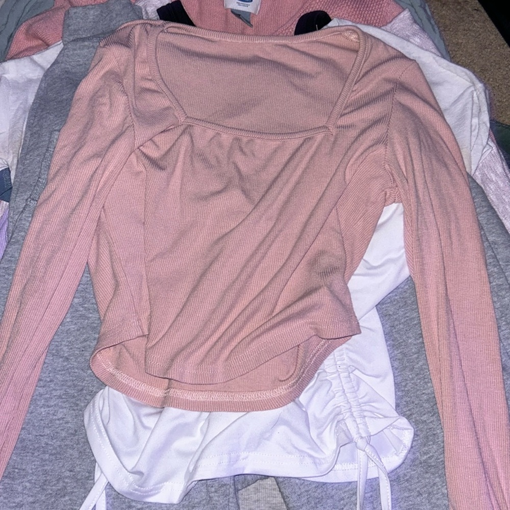 pink crop top